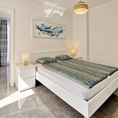 Kristijan Guest house 4*