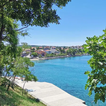 Gostinjska kuća Kristijan 4*